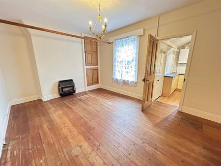 2 bedroom semi-detached house to rent - Photo 3
