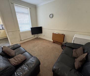 Ratcliffe Street, Burton Stone Lane - P10052 - Photo 4