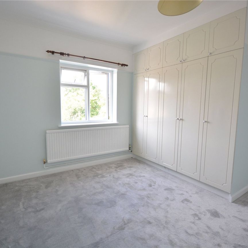 Victoria Place, Epsom, Surrey, KT17 1BX - Photo 1
