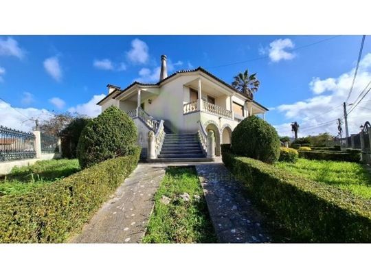 6 room luxury Villa for rent in São João das Lampas e Terrugem, Portugal - Photo 1