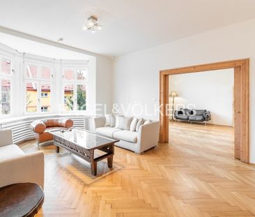 Pronájem bytu 4+1 120 m², Hradešínská 1956, Praha - Fotografie 1