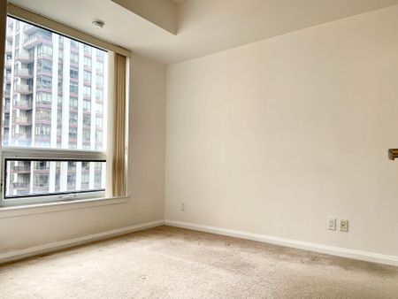For Lease - 35 Hayden Street Unit# 1211, Toronto, Ontario - Photo 5