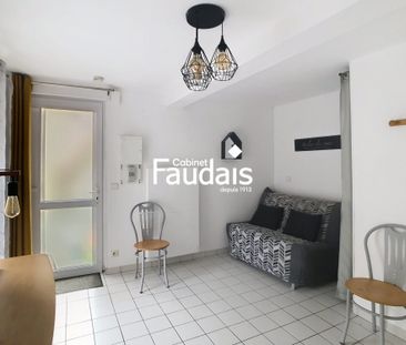 Location Appartement 1 pièce 17m² COUTANCES 50200 - Photo 4