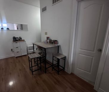 For Lease - 198 Augusta Avenue Unit# 1, Toronto, Ontario - Photo 1