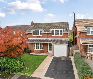4 bedroom detached house to rent - Photo 3