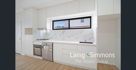 Perfect Family Home! - Photo 2