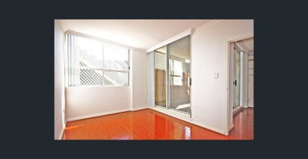 Spacious Modern Apartment 2 Beds + Study | As 3 beds - Photo 2