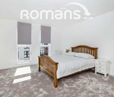 Estienne House, Chieftain Road, Chertsey, KT16 - Photo 4