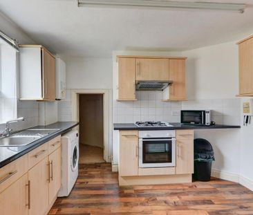 5 bedroom house to rent - Photo 4