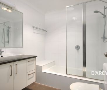 51 LESLIE ST - Photo 6