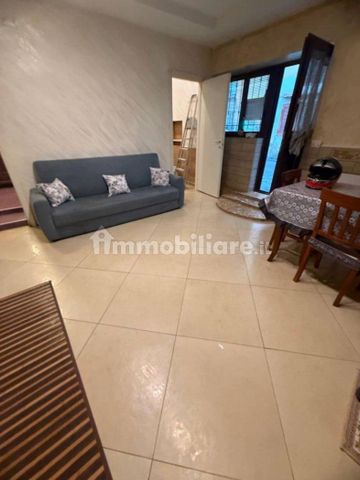 Trilocale Vicoletto Privato Tarallo 2, San Giovanni a Teduccio, Napoli - Photo 2