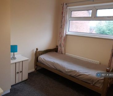 2 bedroom semi-detached house to rent - Photo 1