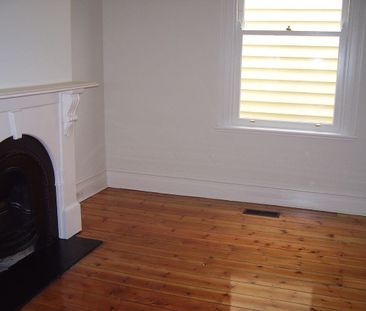 31 Hotham Street, Moonee Ponds VIC 3039 - Photo 3
