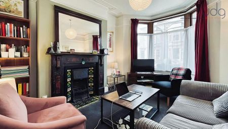 2 bedroom terraced house to rent - Photo 2