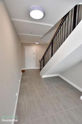 Apt 5, 12a Highgrove Meadows, Belfast, BT13 3FX - Photo 1