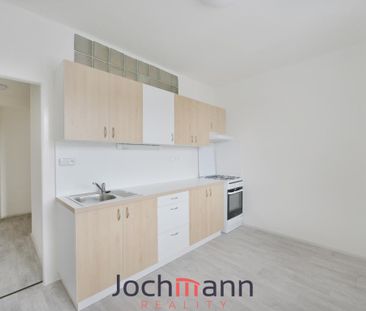 Pronájem bytu 2+1 52 m2 - Fotografie 1