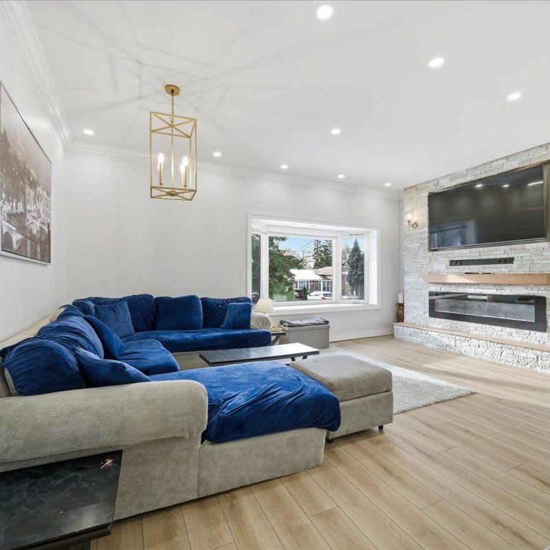 For Lease - 18 Florida Crescent Unit# Main, Toronto, Ontario - Photo 1