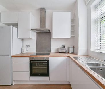 2 bedroom flat to rent - Photo 6