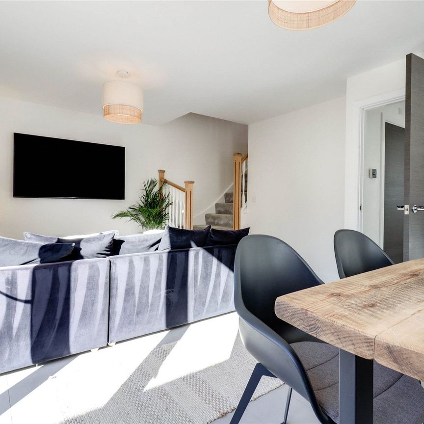 3 bedroom house to rent Citron Avenue, Coalville, Leicestershire, LE67 - Photo 1