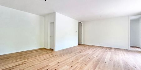 Appartement te huur in Watermaal-Bosvoorde voor € 2.940 met 3 slaapkamers - Foto 2