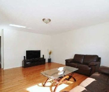 For Lease - 9 Barnham Street, Ajax, Ontario - Photo 1