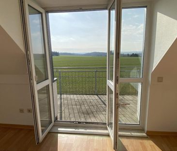 Helle 2-Raum-Maisonettewohnung mit Balkonen und herrlichem Fernblic... - Photo 3