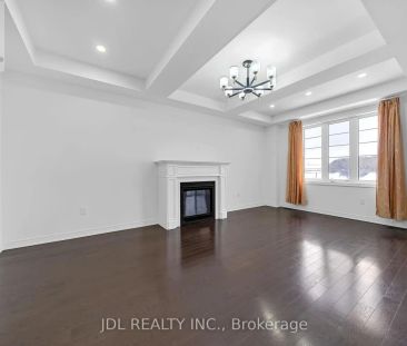 70 FOREST EDGE CRESCENT - Photo 1