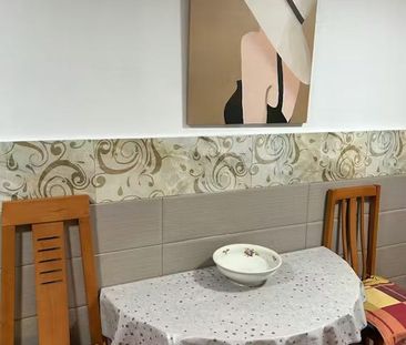 Travessera de Collblanc, L'Hospitalet de Llobregat, Catalonia 08904 - Photo 1