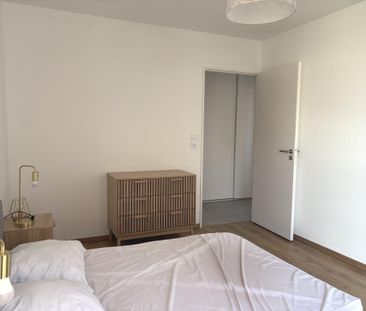 Location Appartement 3 pièces 58m² RILLIEUX LA PAPE 69140 - Photo 3