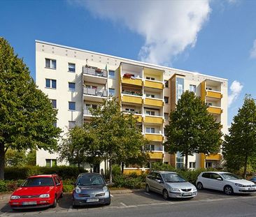 Erstbezug nach Sanierung - Moderne 3-Zimmerwohnung mit Balkon - Photo 1