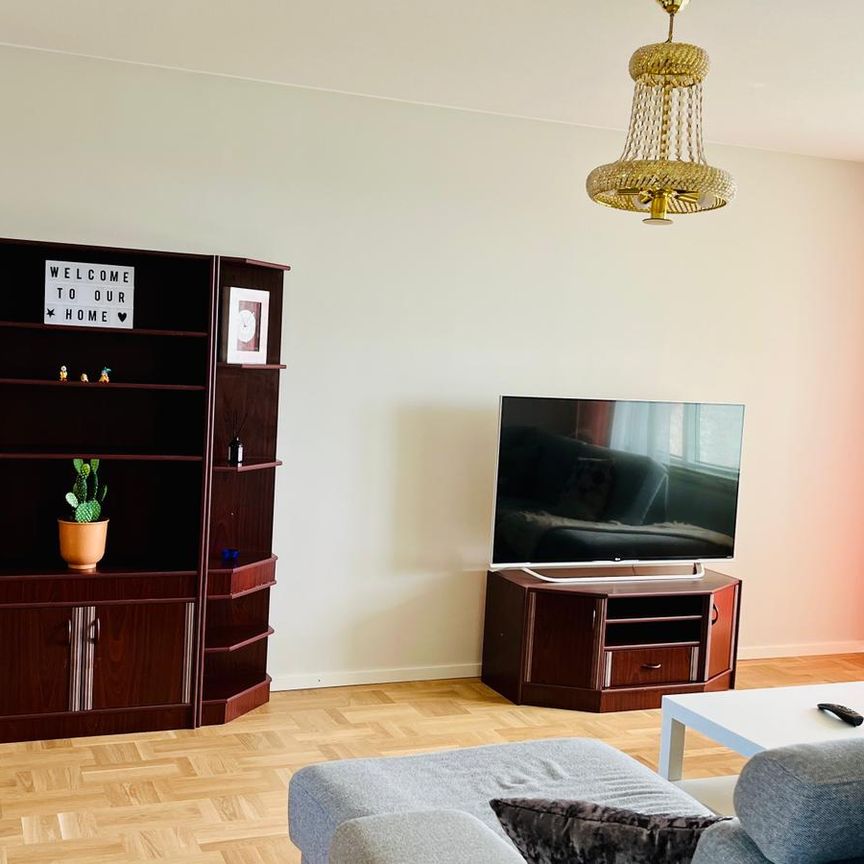 Henriksdalsringen, Nacka - Foto 1