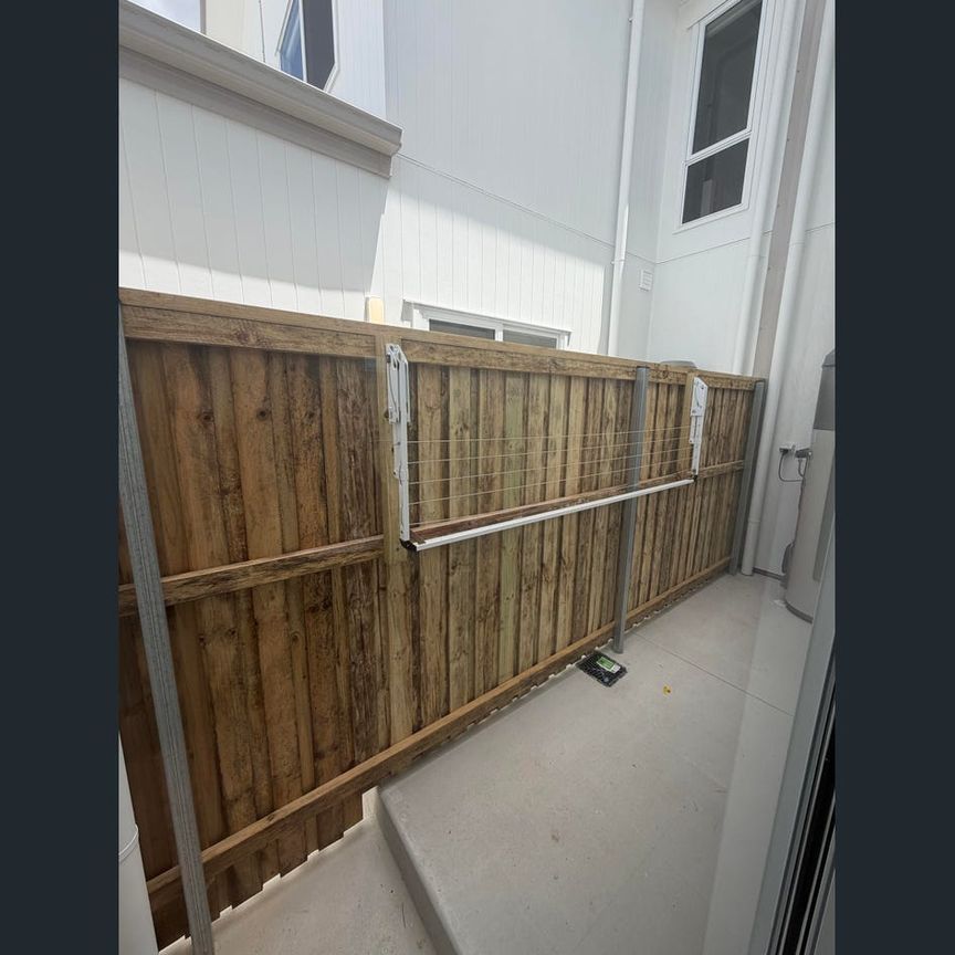 Brand New 3 bedroom home, Waiting for you to call home! - Photo 1