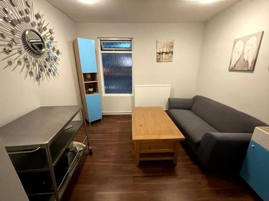 4 bedroom house to rent - Photo 1