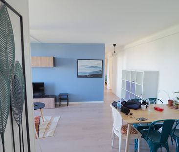 Location Appartement 5 pièces 103m² - Photo 2