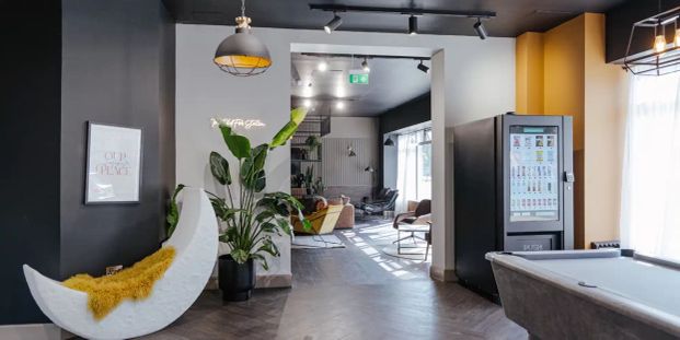 Platinum Studio - Photo 1