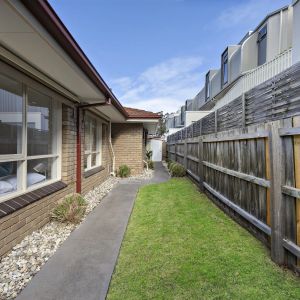 Stylishly Renovated Beach & Village Lifestyle - Photo 3
