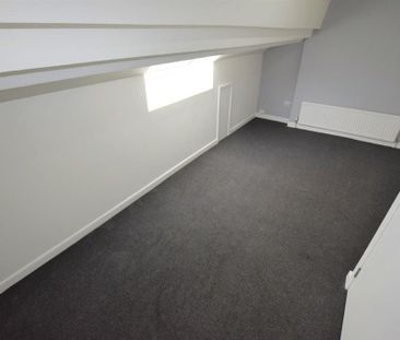 5 bedroom semi-detached house to rent - Photo 3