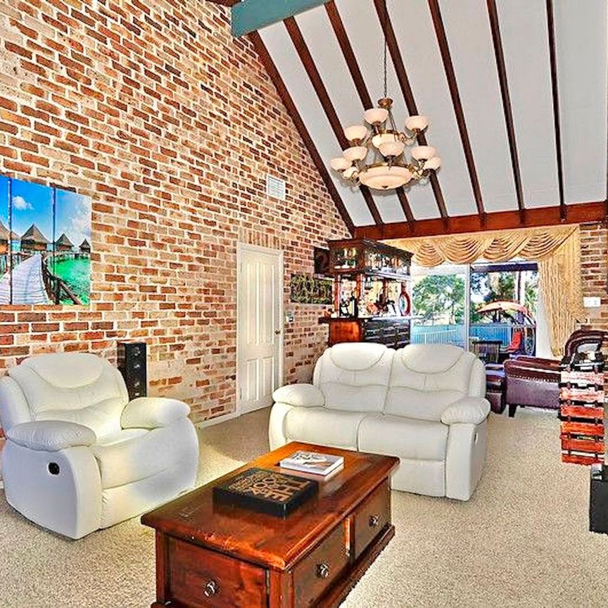 Apply Now - Century 21 &vert; the Paramount Group - Photo 1