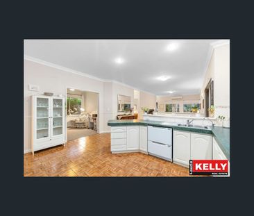 Beautiful Lakeside Living in Woodlake Village Ellenbrook - Photo 3