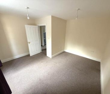 1 bedroom ground floor flat to rent - Photo 5