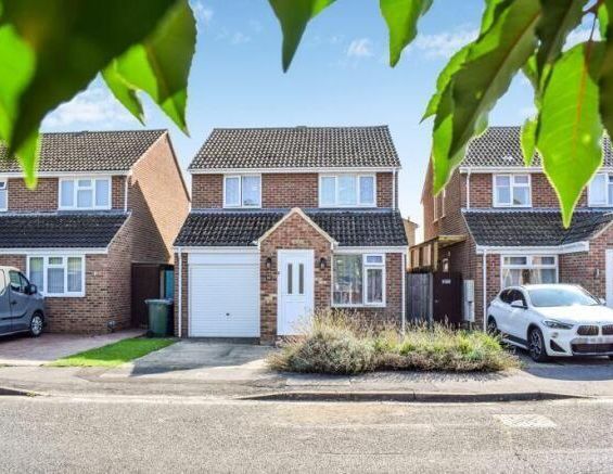 3 bedroom detached house to rent - Photo 1