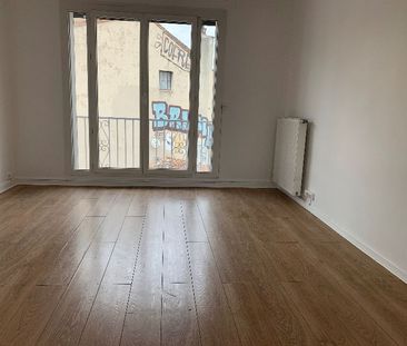 Location appartement Marseille 6ème (13006) - Photo 3