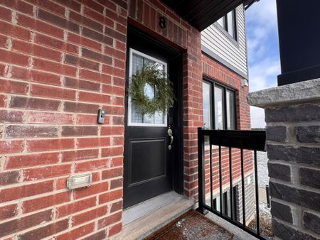 For Lease - 160 Rochefort Street Unit# D8, Kitchener, Ontario - Photo 2