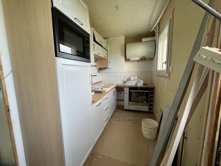 Location Appartement 4 pièces 63m² LA ROCHELLE 17000 - Photo 2