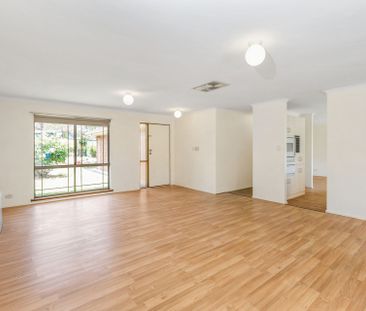 Spacious 4-Bedroom Family Home with Ducted Air Conditioning & Large... - Photo 5