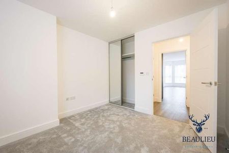 Harris Crescent, Beaulieu Park, Cm, CM1 - Photo 3