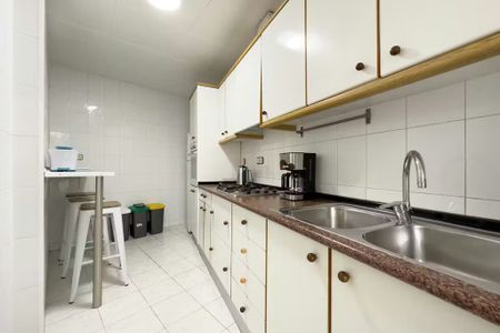 Carrer de Salvà, Barcelona, Catalonia 08004 - Photo 5