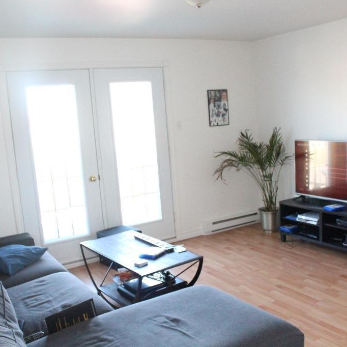 Appartement Rue Joseph Légaré Disponible 1 Decembre ou avant - Photo 1