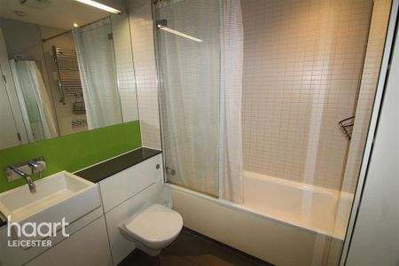 1 bedroom apartment to rent - Photo 4