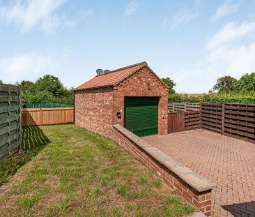 3 bedroom semi-detached house to rent - Photo 6